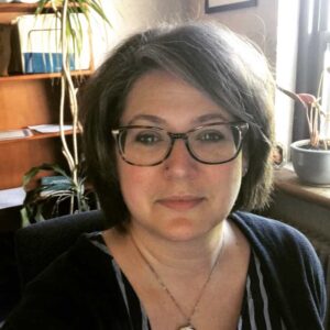 Headshot of Shanna Kirschner