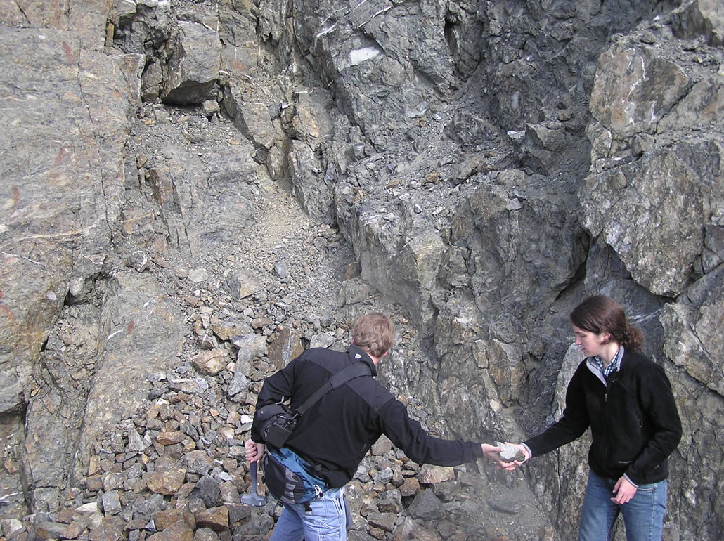 Collecting a clast sample